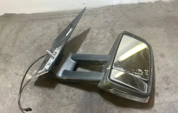 Mercedes-Benz Sprinter W906 Manual wing mirror 