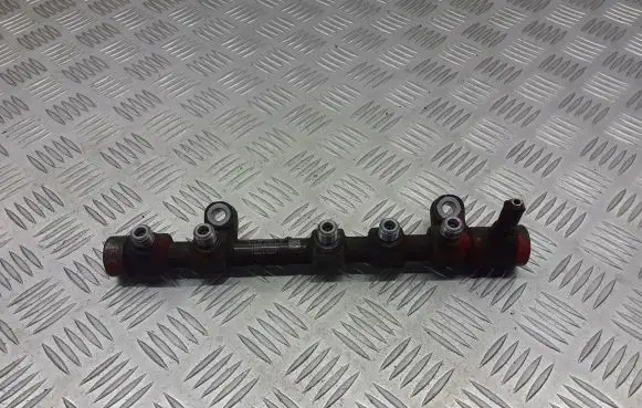 Toyota Auris 150 Fuel main line pipe 23810-33030