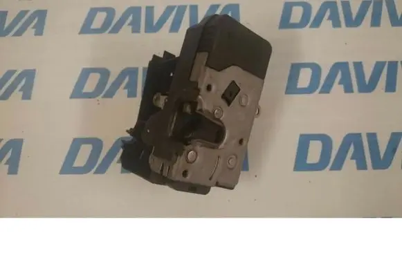 Opel Astra H Front door lock 14263200