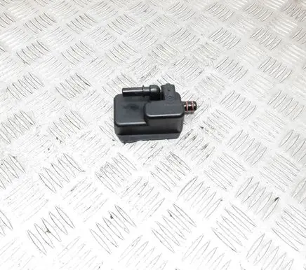Peugeot 3008 I Fuel filter housing 9305108C