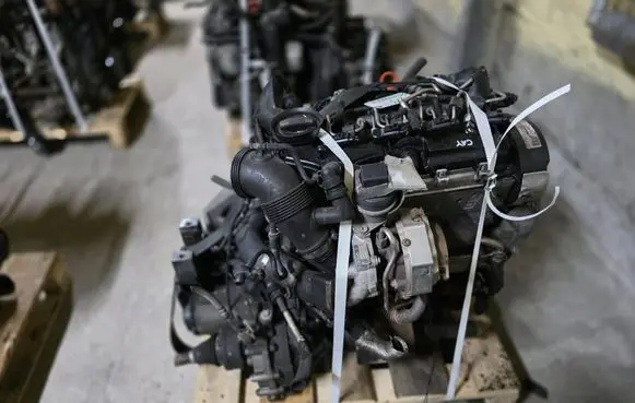 Volkswagen Golf VI Engine swap CAY