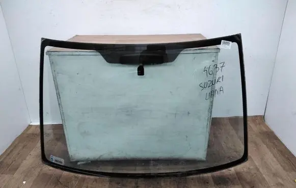 Suzuki Liana Front windscreen/windshield window 