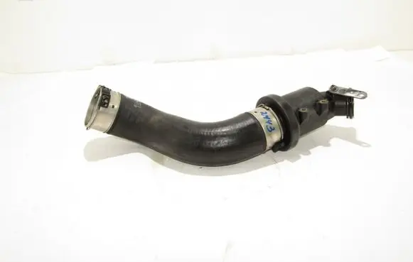Mercedes-Benz E W212 Intercooler hose/pipe A2045286682