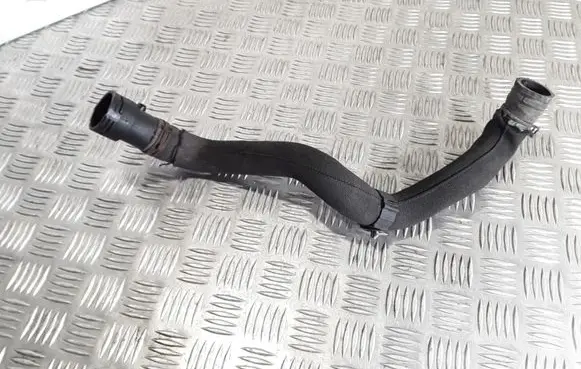 Audi A4 S4 B6 8E 8H Engine coolant pipe/hose 8K0122293F