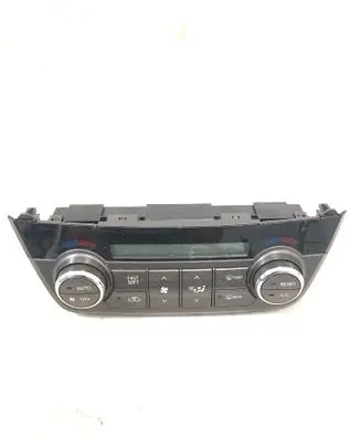 Toyota RAV 4 (XA40) Climate control unit 75F546