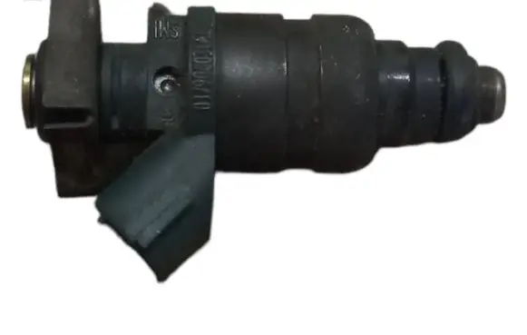 Audi A3 S3 8L Fuel injector 037906031AL