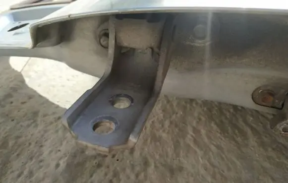 Toyota Aygo AB10 Front door upper hinge