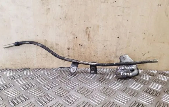Toyota Avensis T250 Other engine bay part