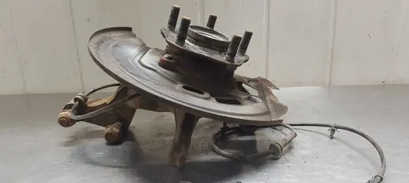 Nissan e-NV200 Front wheel hub 40014