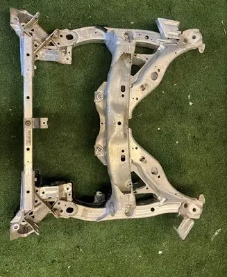 BMW 5 F10 F11 Front subframe 6797644 471480785 6778373