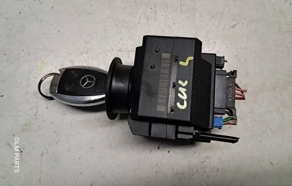 Mercedes-Benz CLK A209 C209 Ignition lock 2095451908
