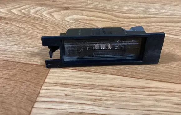 Opel Insignia A Number plate light 13251936