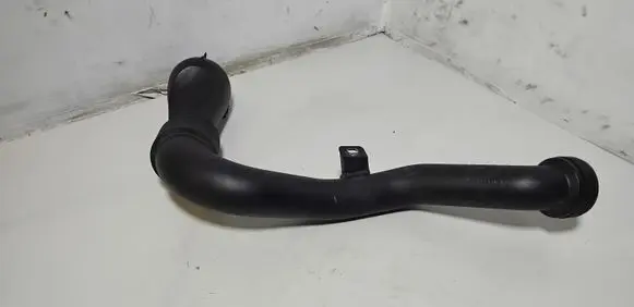 Land Rover Discovery 4 - LR4 Air intake duct part AH227990FA