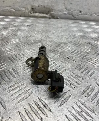 Toyota RAV 4 (XA30) Camshaft vanos timing valve 1533028020