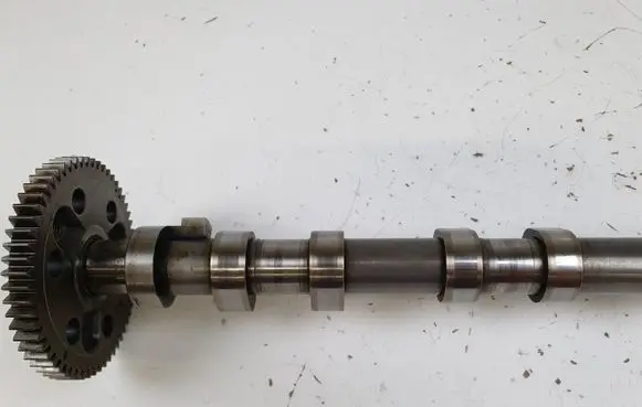 BMW 5 E60 E61 Camshaft 7791579