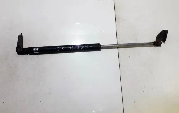 Mitsubishi Space Wagon Tailgate/trunk strut/damper