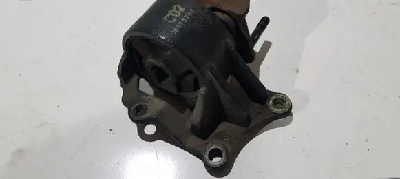 Hyundai Santa Fe Engine mount bracket 218302B400