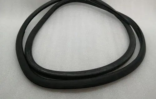 Bentley Flying Spur Rubber seal front coupe door window 3W5867365C