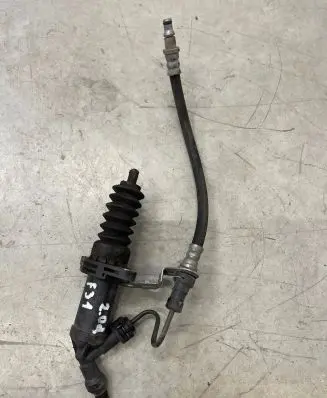BMW 3 F30 F35 F31 Clutch master cylinder 13670610
