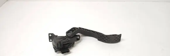Volkswagen PASSAT B5.5 Accelerator throttle pedal 8D1721523F 6PV00837603 1034600