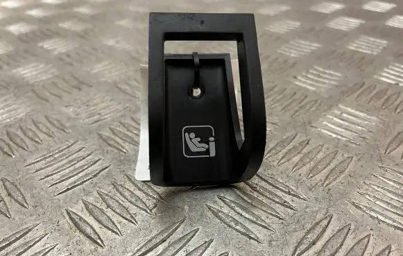 Mercedes-Benz X-class W470 ISOFIX Bracket 886395XA1A 886394JL1A
