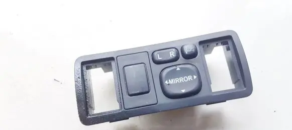 Toyota Avensis T250 Wing mirror switch 183575
