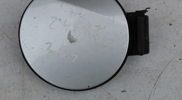 BMW Z4 E85 E86 Fuel tank cap trim 