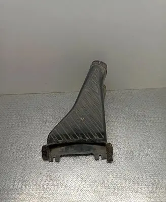 Mitsubishi Galant Air intake duct part MR281082