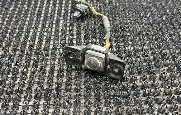 Infiniti FX Front bumper camera 284F11CA3A