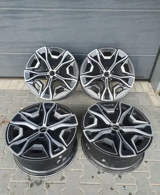 BMW iX R22 alloy rim 5A02658