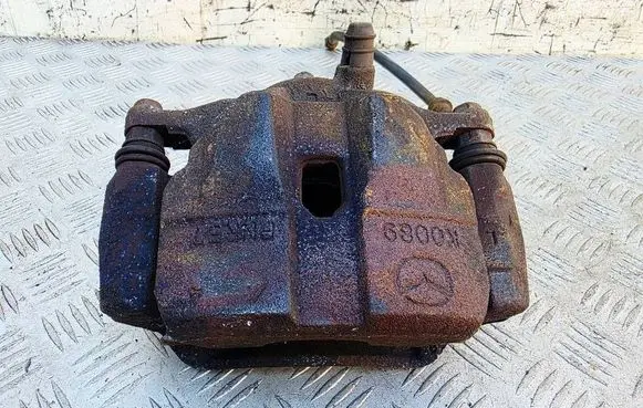 Mazda 6 Front brake caliper PNR57