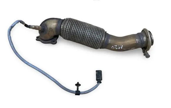 Mercedes-Benz A W176 Exhaust flexible connection 677027