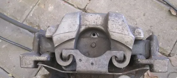 Mercedes-Benz E W212 Rear brake caliper