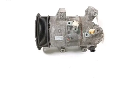 Toyota Verso Air conditioning (A/C) compressor (pump) 8831002400