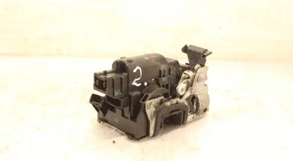 Dacia Dokker Front door lock