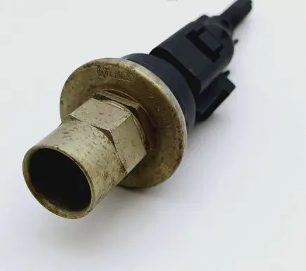Volkswagen Golf V Air conditioning (A/C) pressure sensor 1K0959126B