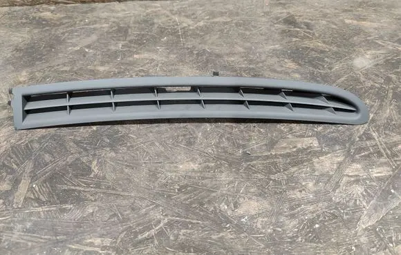 Dashboard air vent grill cover trim