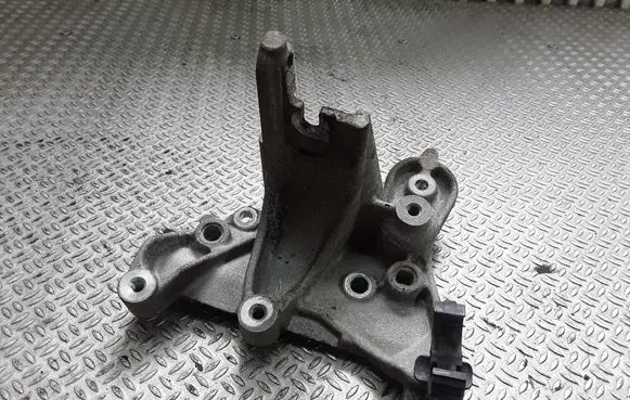 Peugeot 307 EGR valve cooler bracket 9648584680