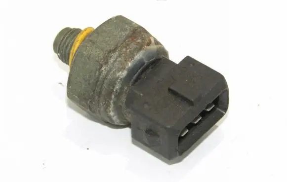 Volvo S80 Oil pressure sensor 9171343