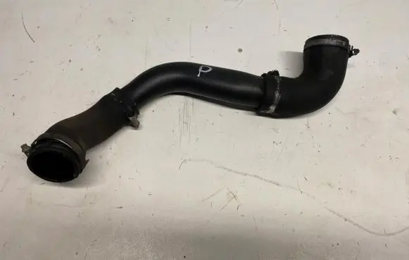 Ford Kuga II Intercooler hose/pipe