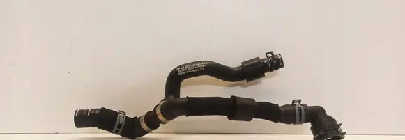 Volkswagen Golf VIII Engine coolant pipe/hose 3Q0122058G