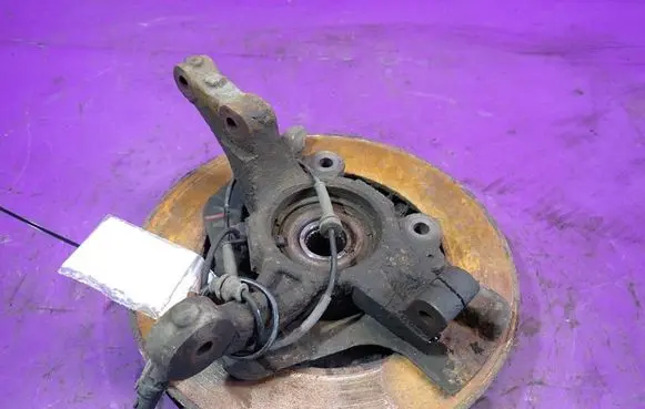 Fiat Doblo Front wheel hub spindle knuckle