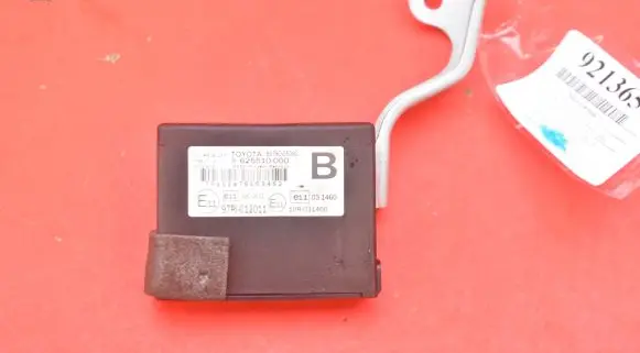Toyota Avensis T220 Engine control unit/module ECU 89780-05080