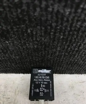 Mercedes-Benz Sprinter W906 Other relay 321039 FA131083 PA66GF30