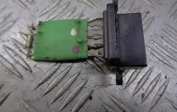 Fiat Panda II Heater blower fan relay 
