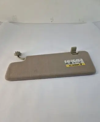 Land Rover Discovery 3 - LR3 Sun visor