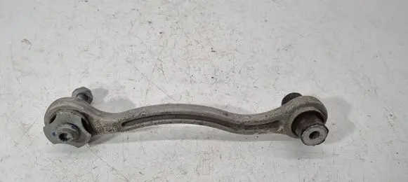 Mercedes-Benz C W205 Rear control arm 20402 A20402