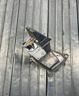 BMW X5 F15 LED ballast control module 6002TZ0143