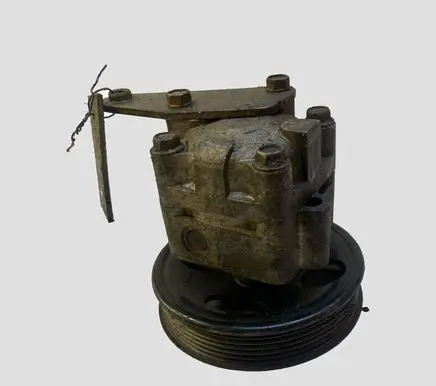 Nissan X-Trail T30 Power steering pump 8H305 65303173