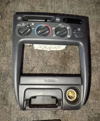 Toyota Corolla E110 Climate control unit 554111A040 5560412030 155A322010